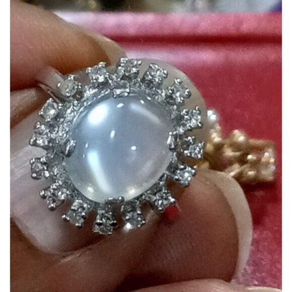 10K White Gold Round Icy Moonstone Diamond Cocktail Ring Women's Size 4 - Picture 6 of 13